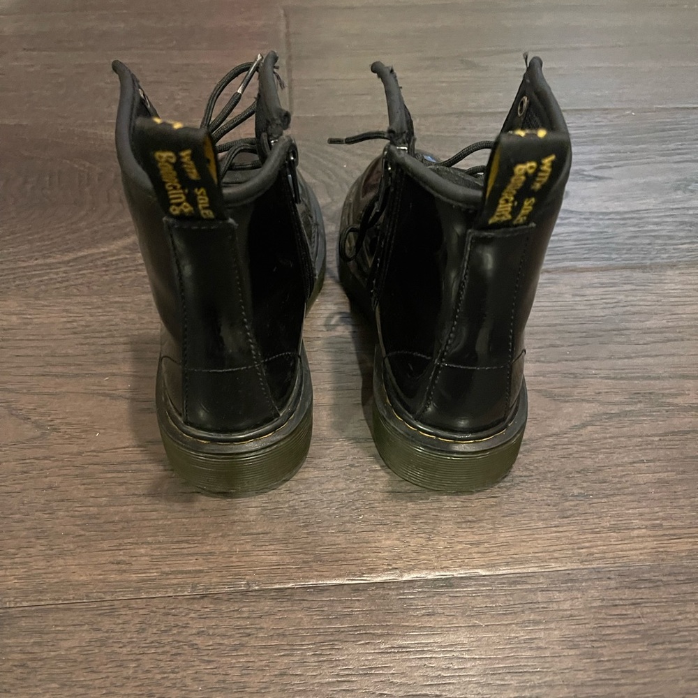 Doc Martin boots - Picture 2 of 3